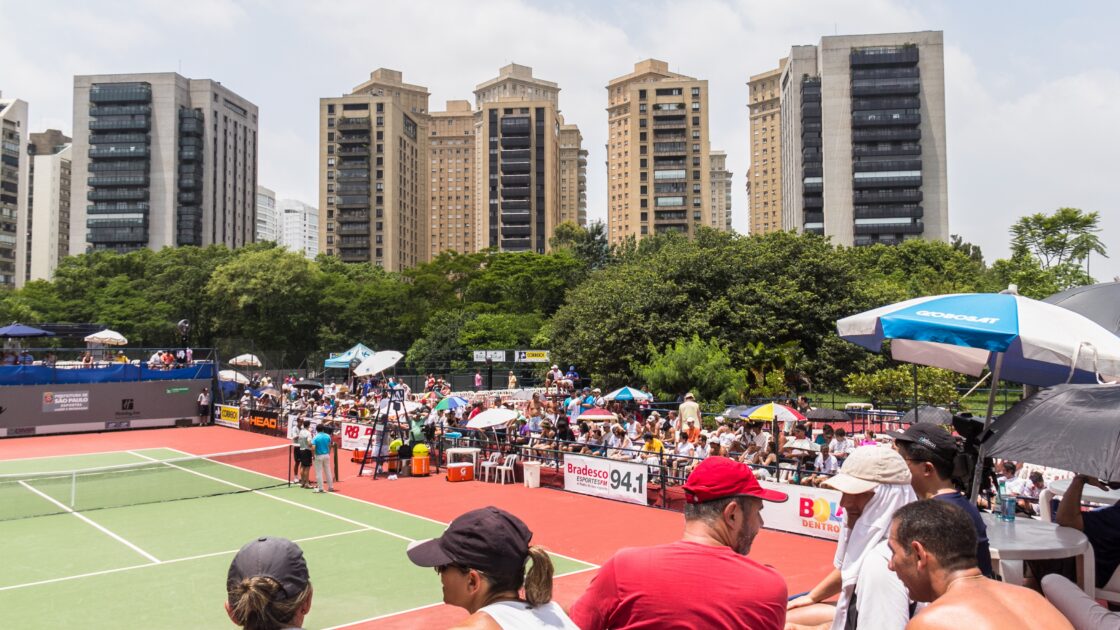 Quadra de tênis no Parque Villa-Lobos, sede do SP Open, em imagem de arquivo.