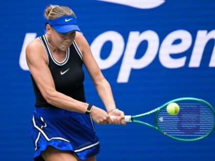 Amanda Anisimova em ação durante o US Open 2026