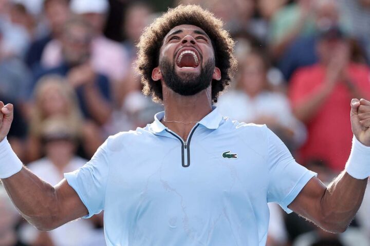 Arthur Fils comemora o título do Cincinnati Open 2026