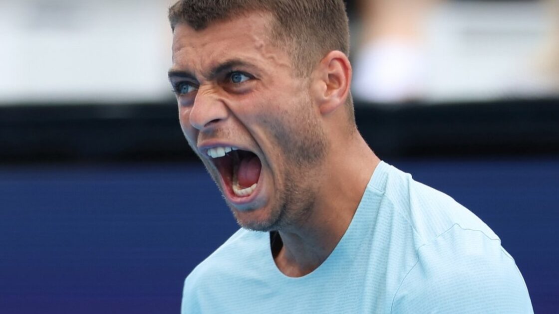 Flavio Cobolli comemora vitória no US Open