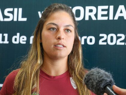 Carol Meligeni em entrevista durante apresentação da equipe brasileira em Brasília, em 2023