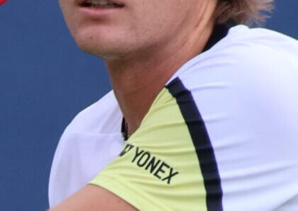 Lautaro Midón em ação no qualifying do US Open de 2026.